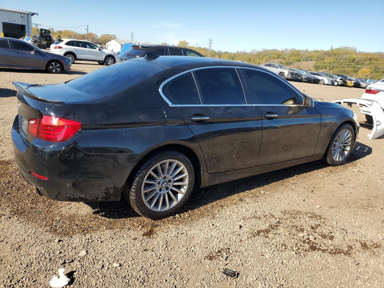 2013 BMW 535 Xi - Image 3
