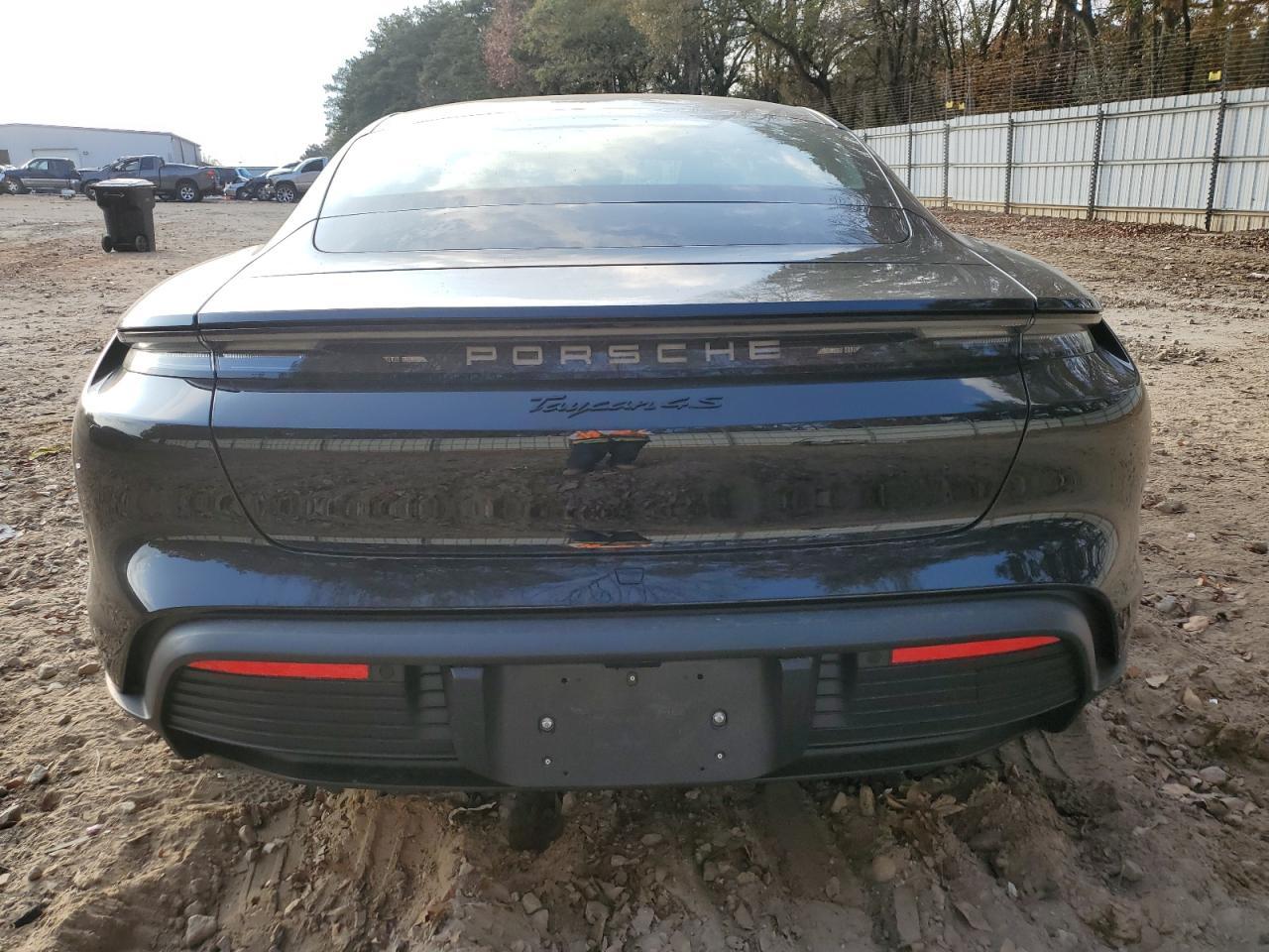 2025 Porsche Taycan 4S - Фото 6