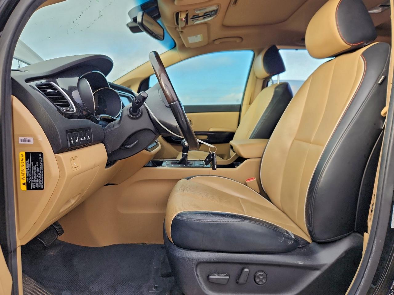 2016 Kia Sedona Sxl - Image 7