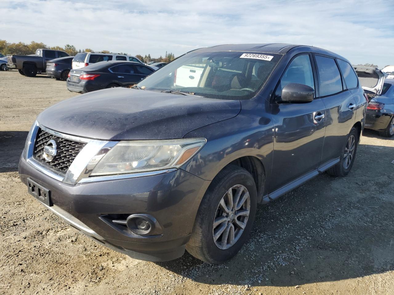 2014 Nissan Pathfinder S