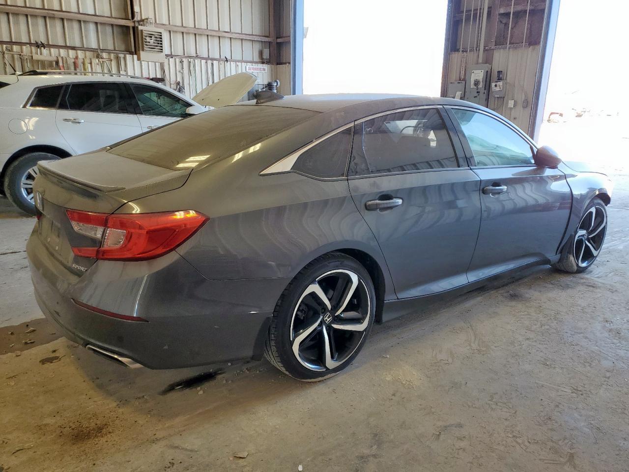 2019 Honda Accord Sport - Фото 3