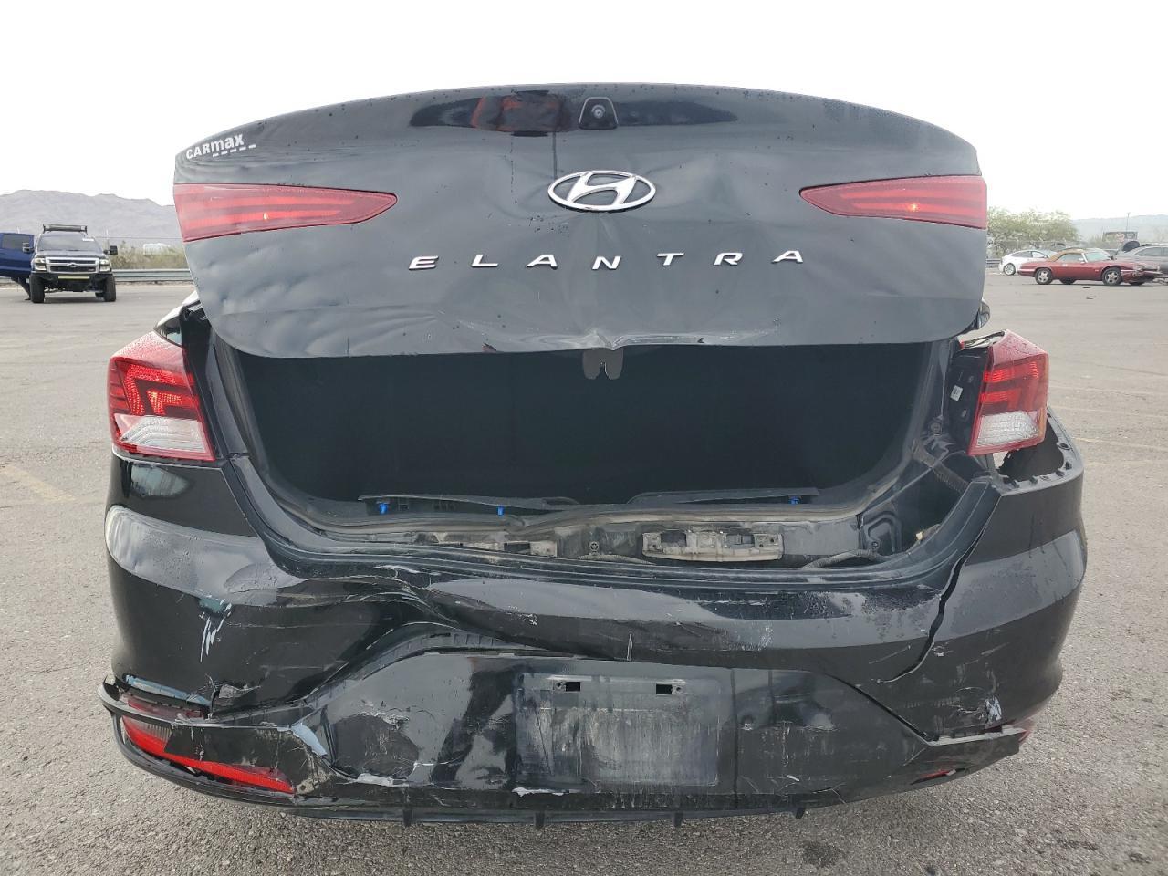 2020 Hyundai Elantra Sel - Фото 6