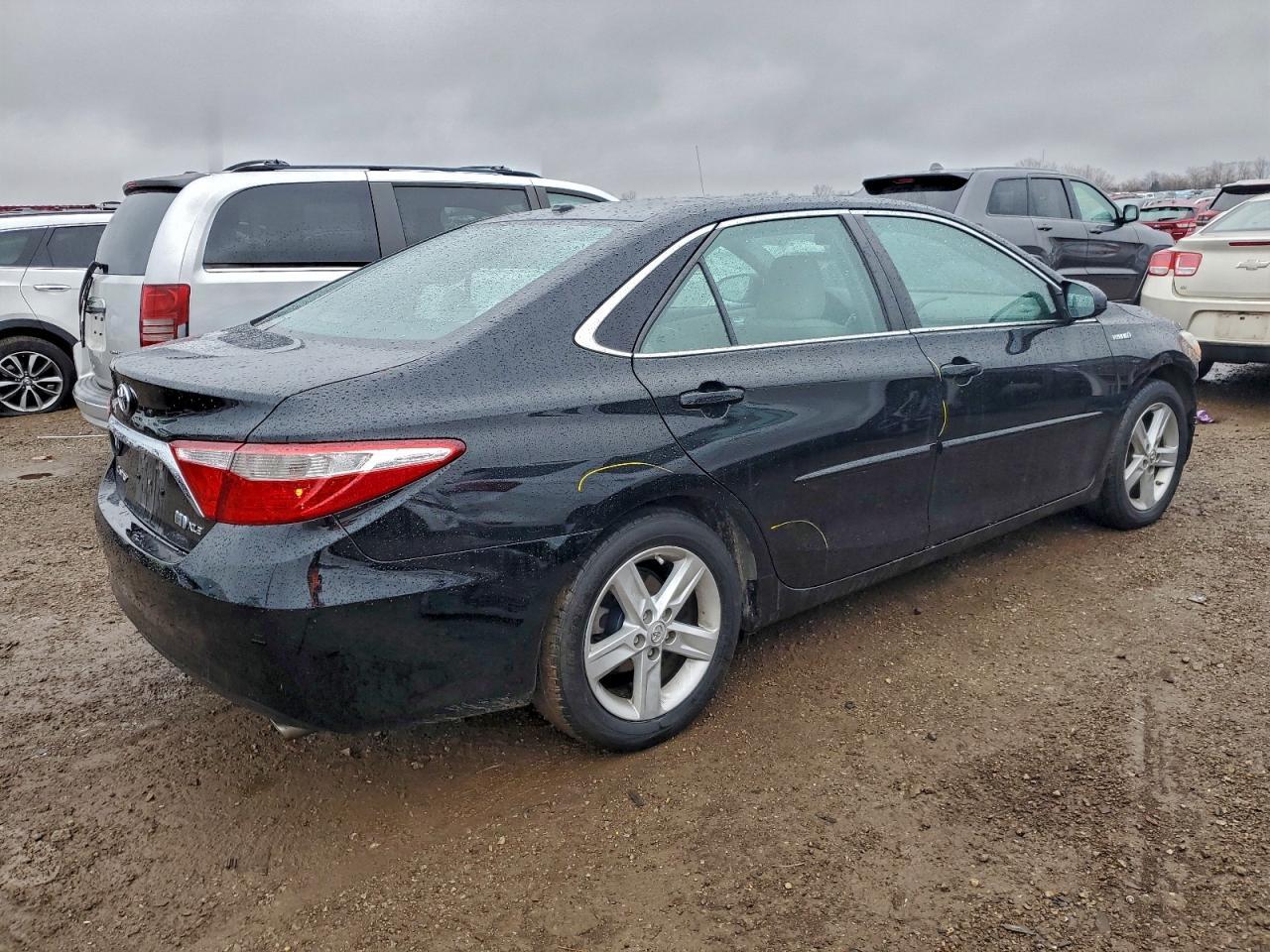 2015 Toyota Camry Hybrid - Фото 3