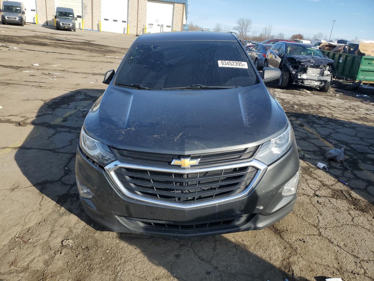 2019 Chevrolet Equinox Ls - Фото 5