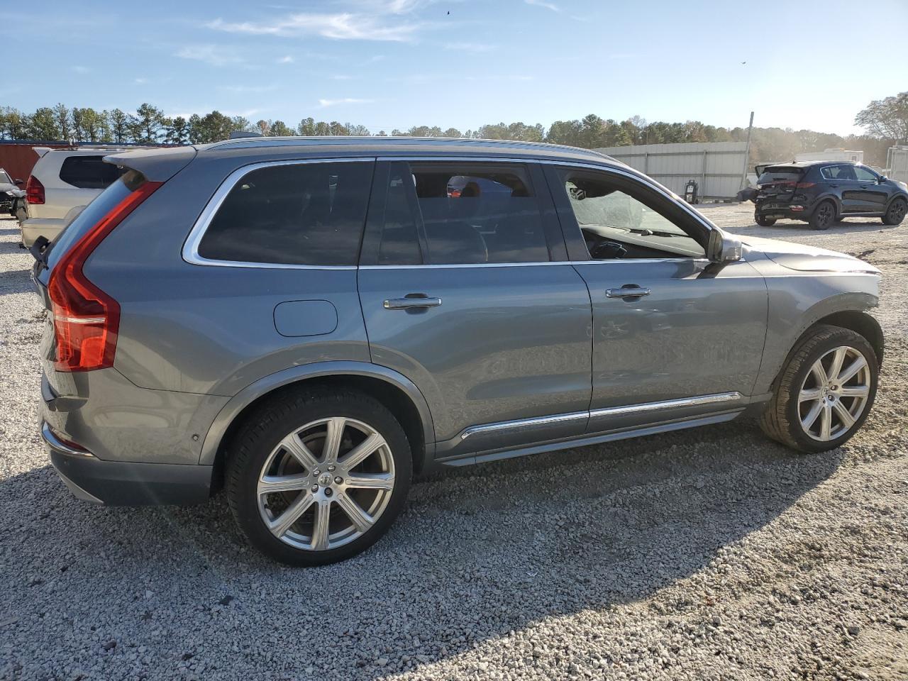 2017 Volvo Xc90 T6 - Image 3