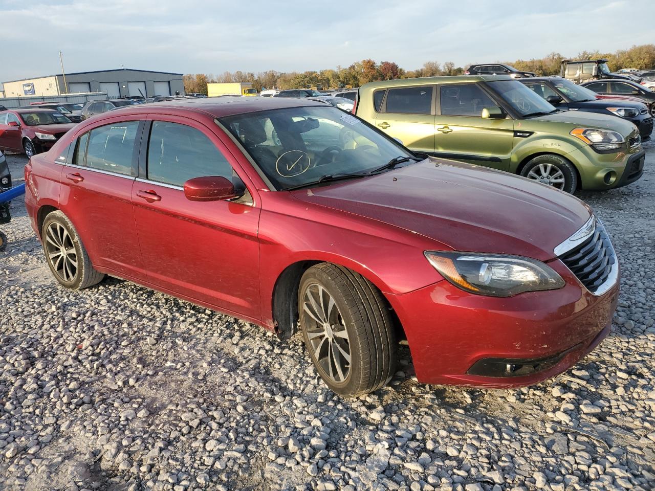 2013 Chrysler 200 Limited - Фото 4