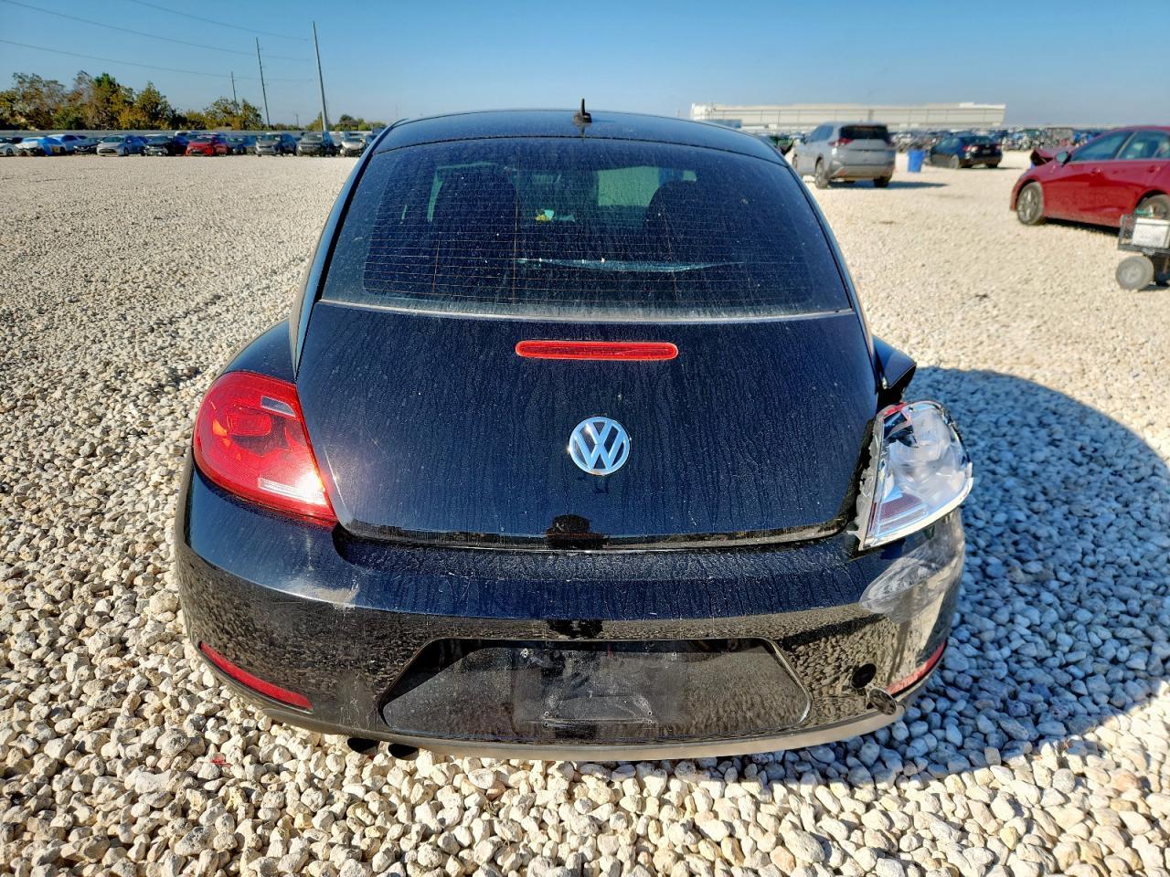 2014 Volkswagen Beetle - Фото 6