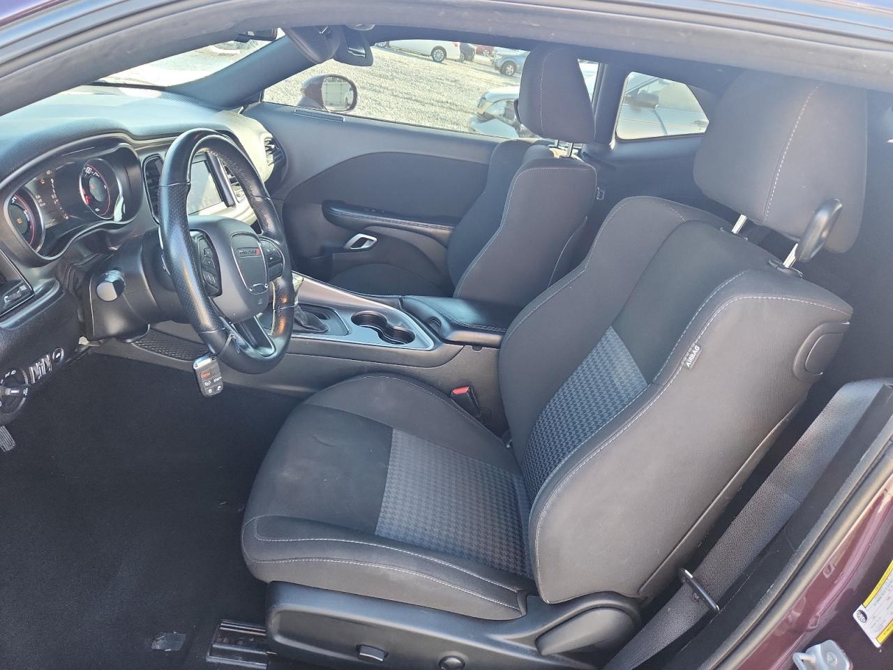 2022 Dodge Challenger Gt - Image 7