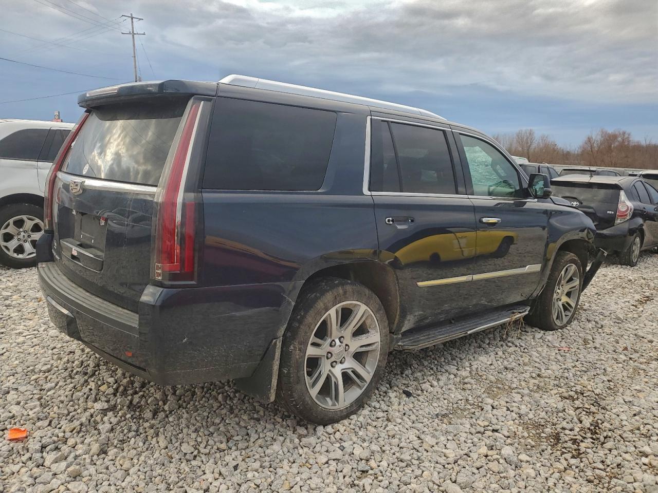 2020 Cadillac Escalade Luxury - Фото 3