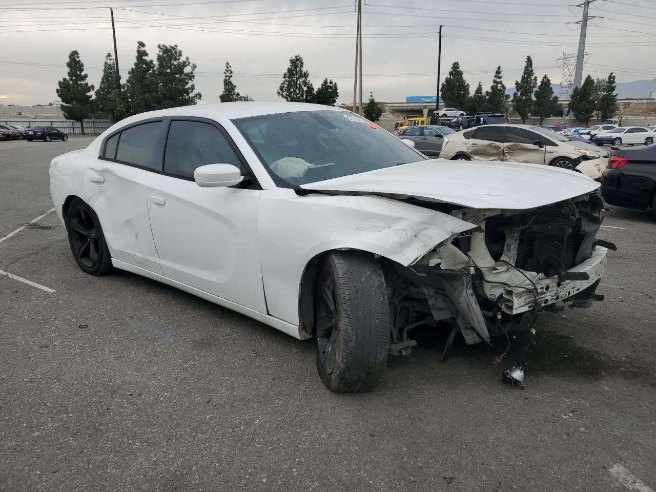 2016 Dodge Charger Sxt - Фото 4