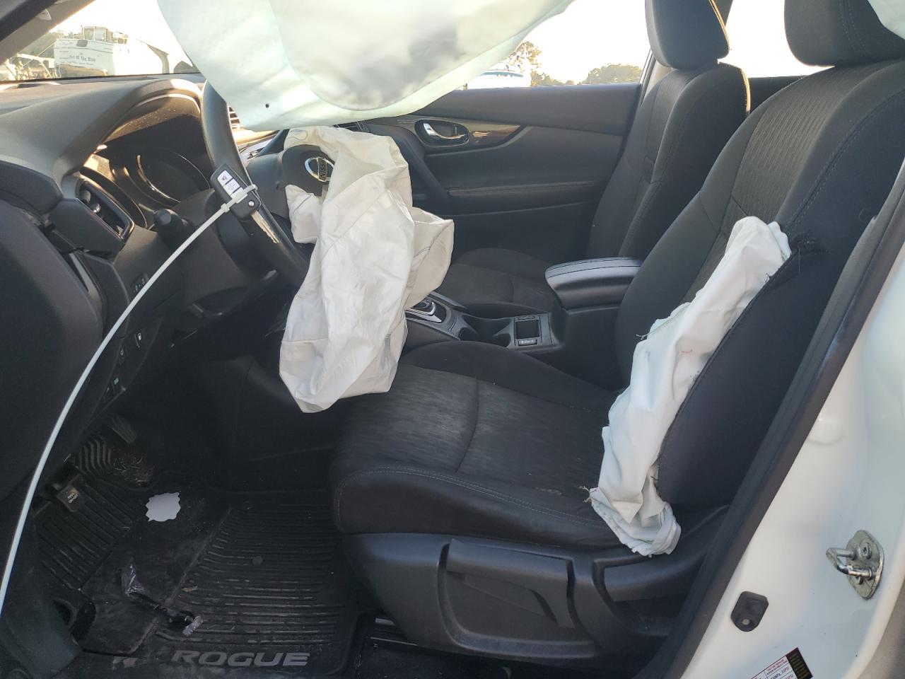 2019 Nissan Rogue S - Image 7