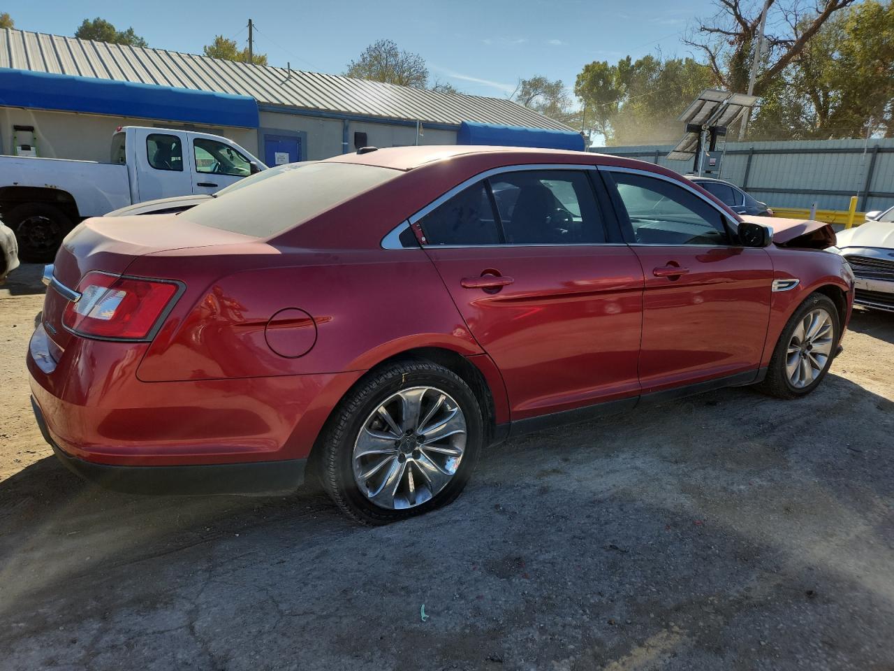 2010 Ford Taurus Limited - Фото 3