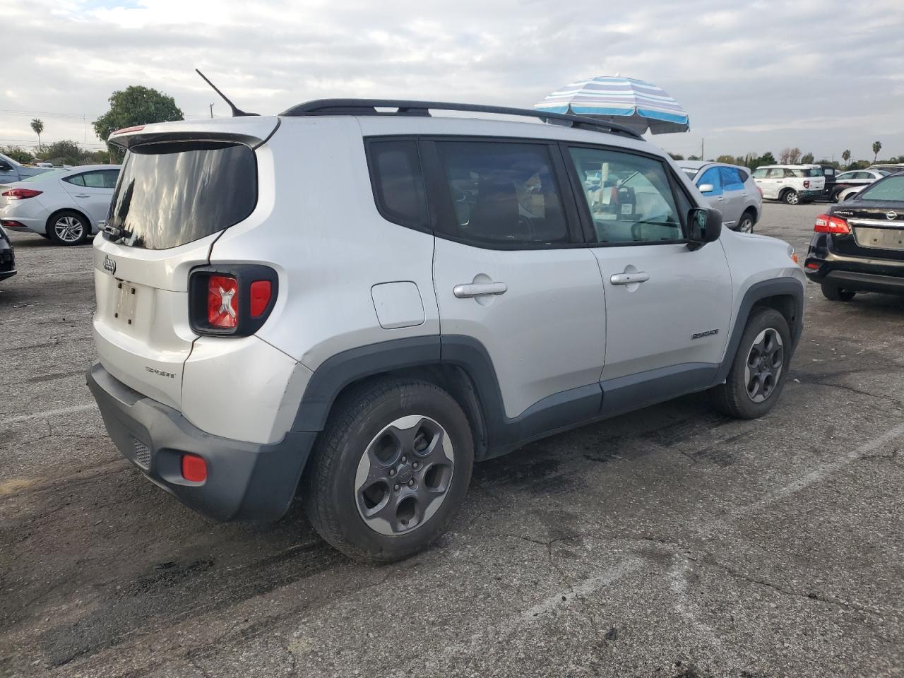 2017 Jeep Renegade Sport - Фото 3