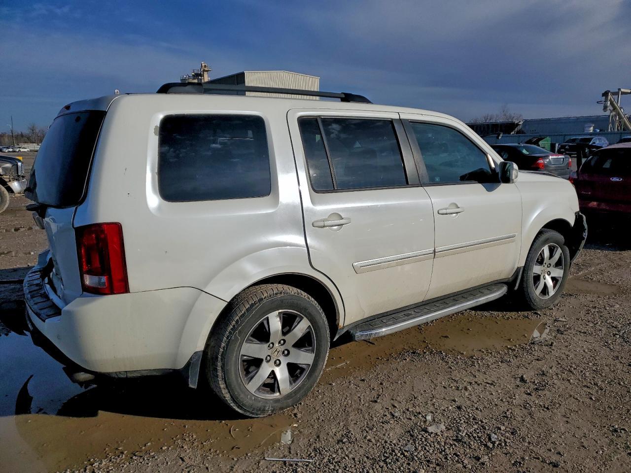 2012 Honda Pilot Touring - Image 3