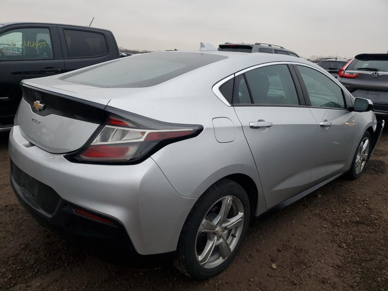 2018 Chevrolet Volt Lt - Image 3