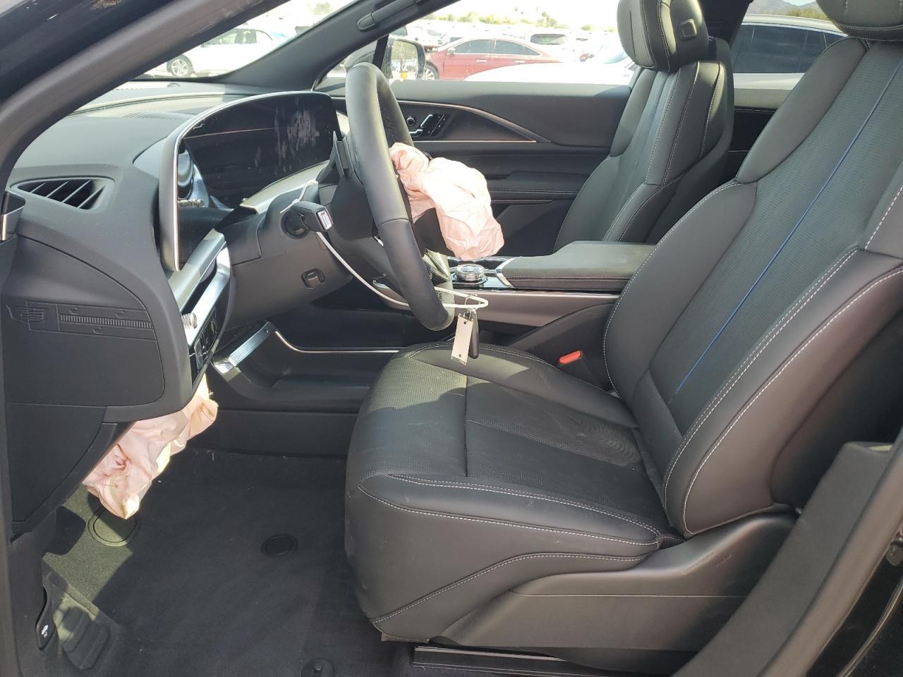 2025 Cadillac Lyriq Luxury - Фото 7