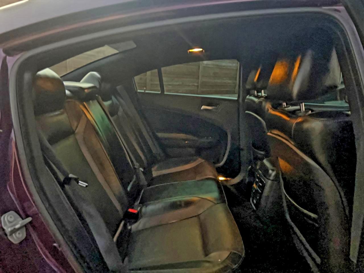 2020 Dodge Charger Sxt - Image 6