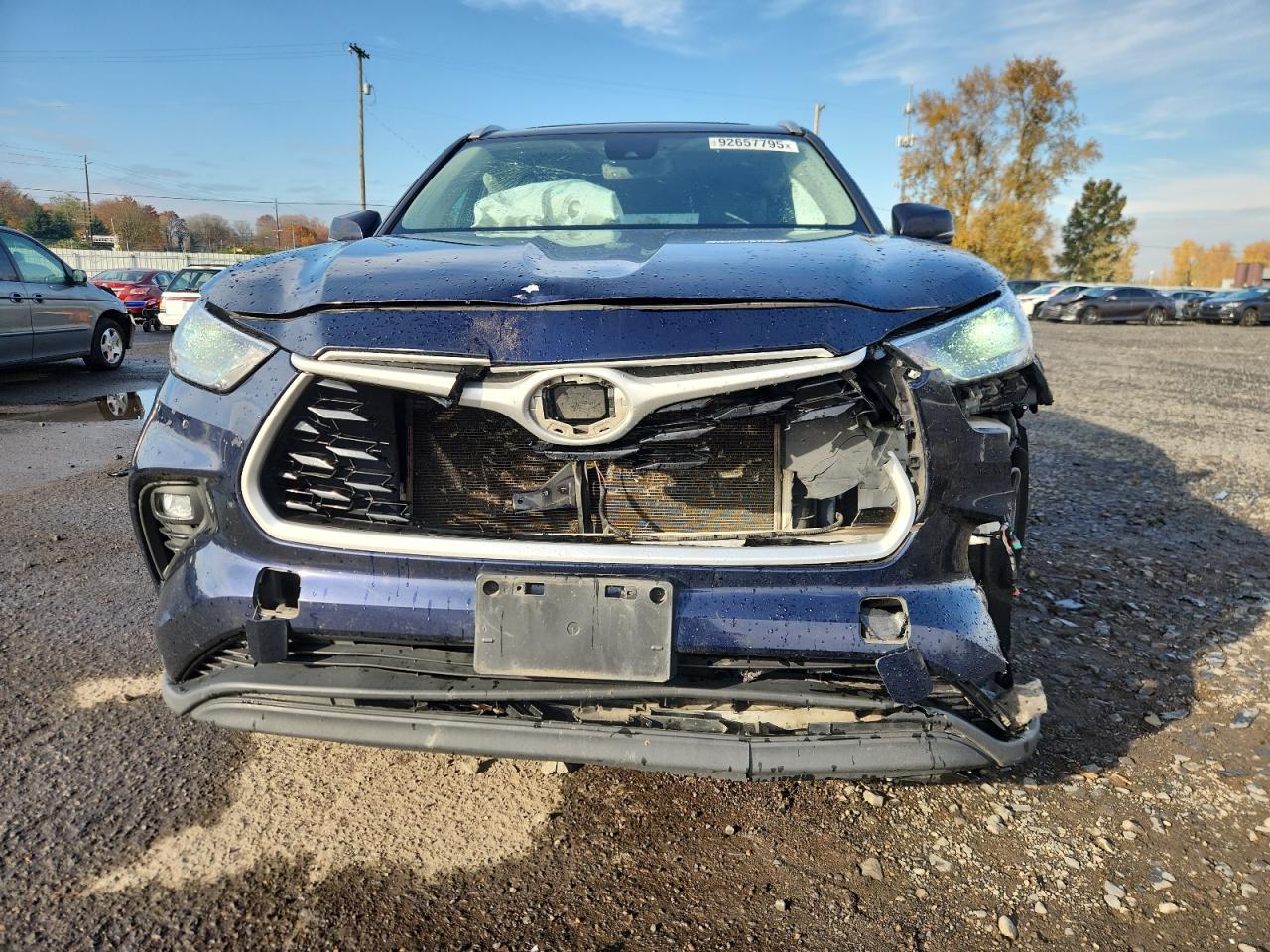 2022 Toyota Highlander Xle - Image 5