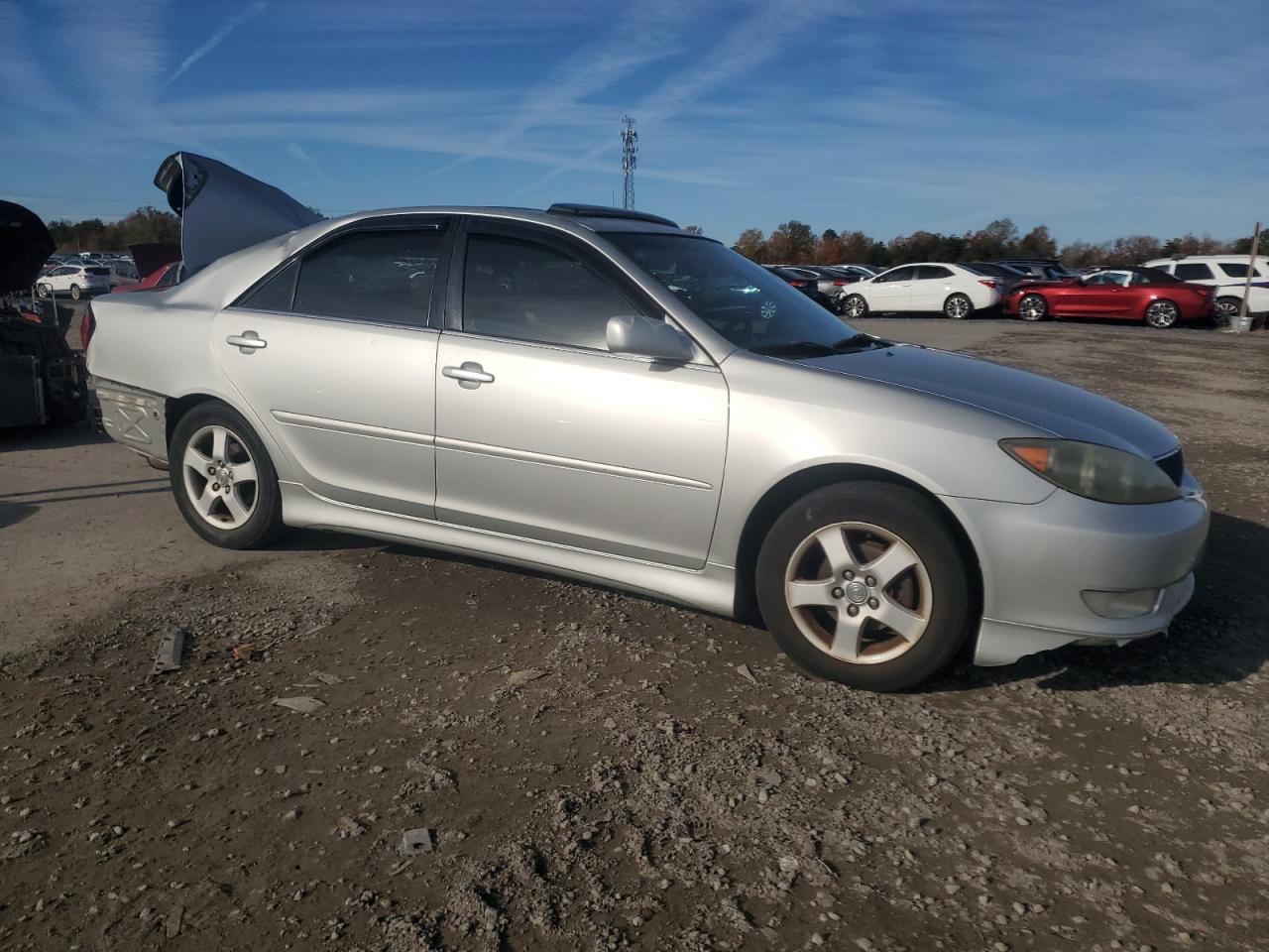 2005 Toyota Camry Le - Фото 4