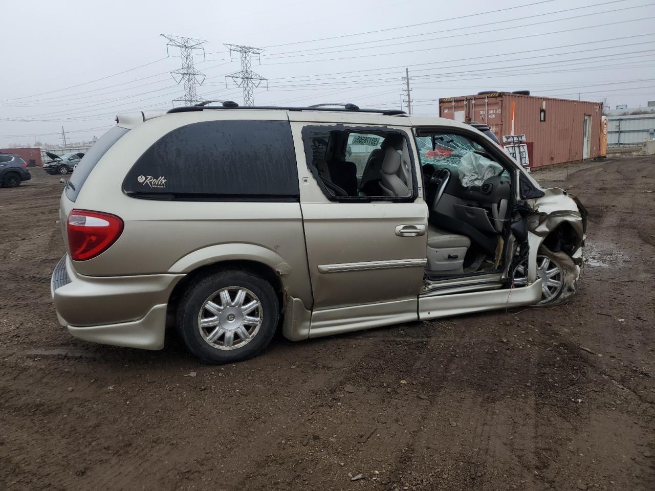 2007 Chrysler Town & Country Touring - Image 3