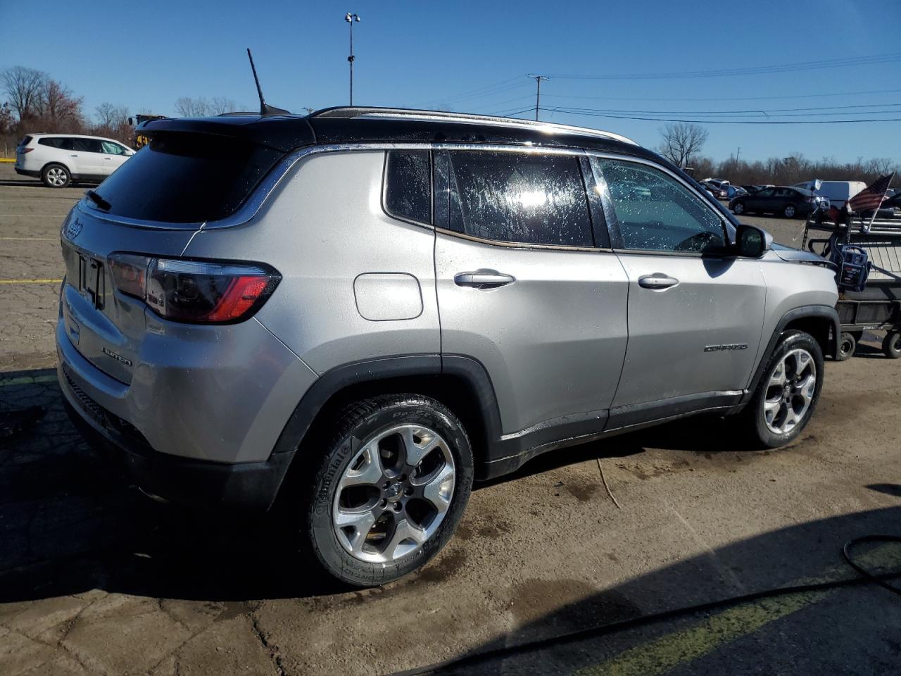 2021 Jeep Compass Limited - Фото 3