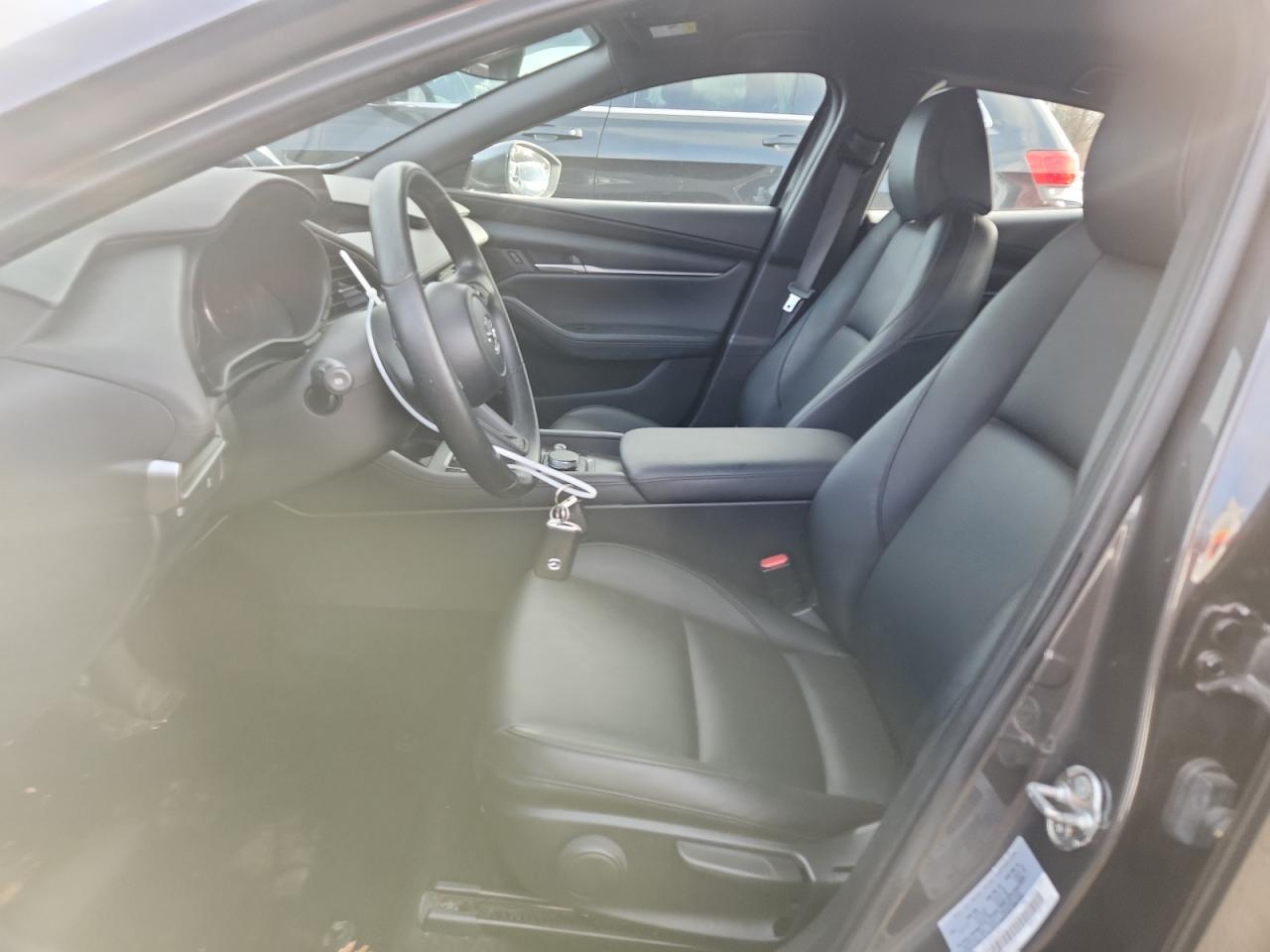 2020 Mazda 3 - Фото 7