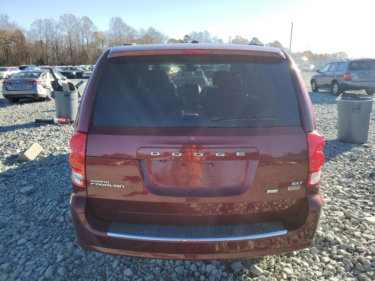 2019 Dodge Grand Caravan Sxt - Image 6