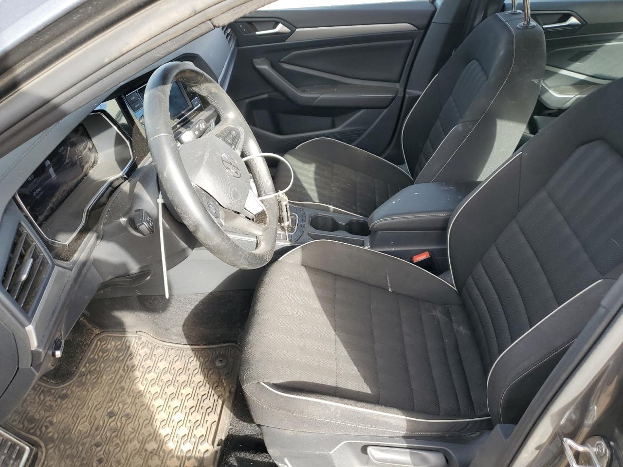 2024 Volkswagen Jetta Sport - Image 7