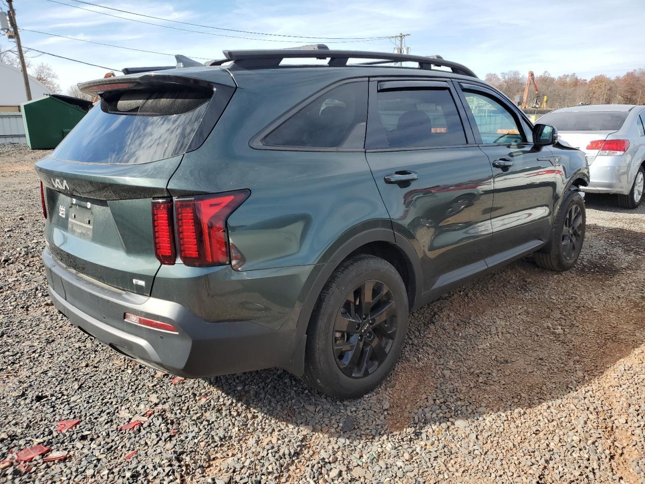 2023 Kia Sorento S - Фото 3