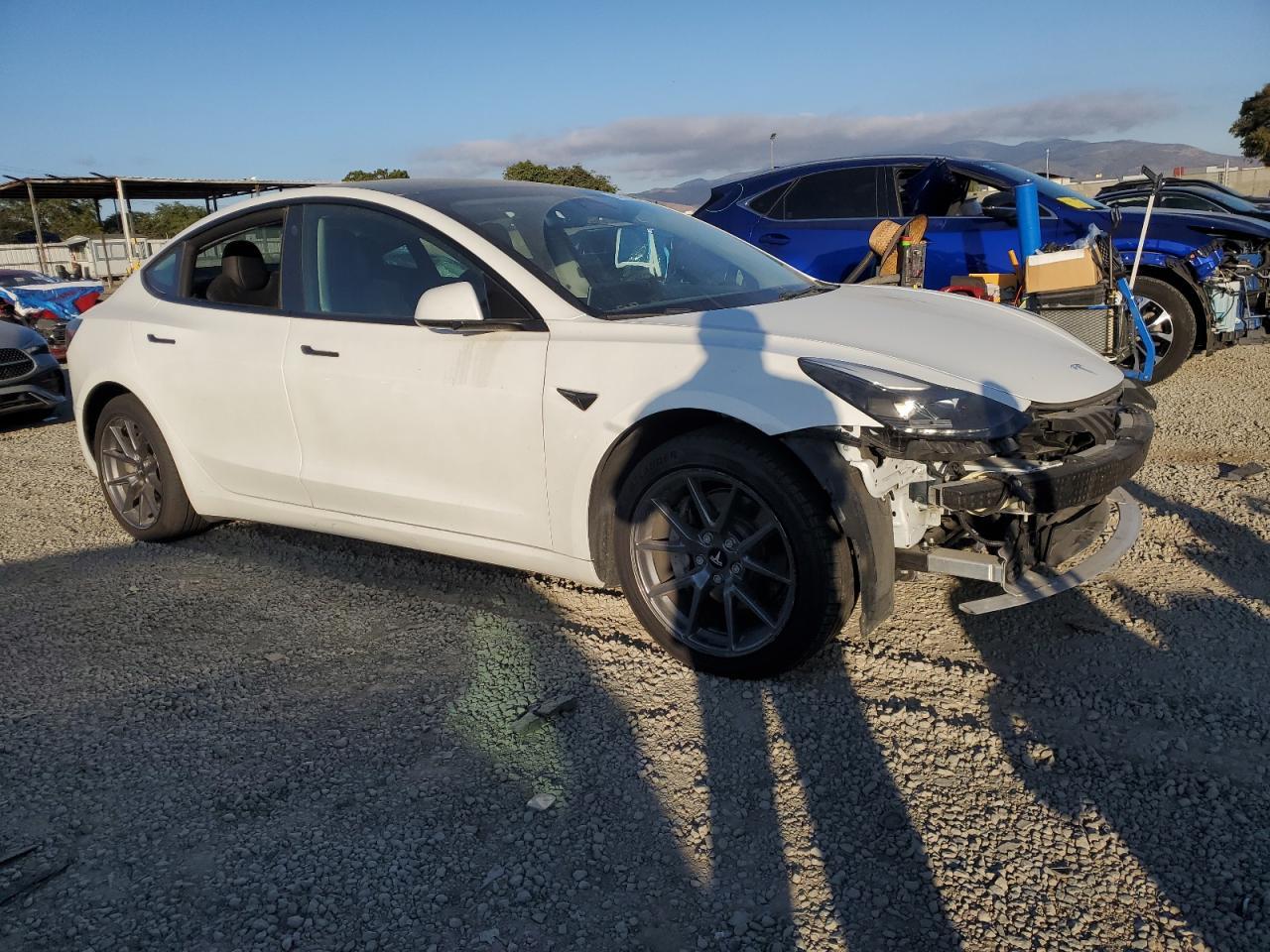 2022 Tesla Model 3 - Фото 4