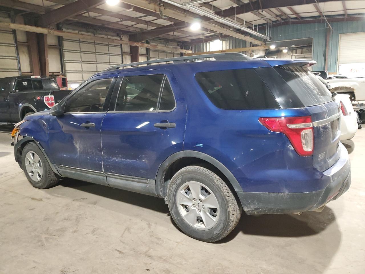 2013 Ford Explorer - Фото 2