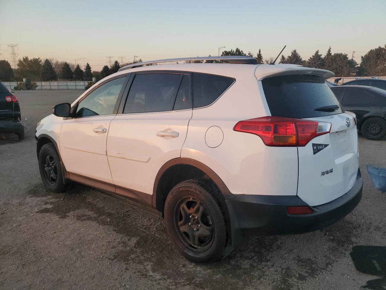 2014 Toyota Rav4 Le - Фото 2