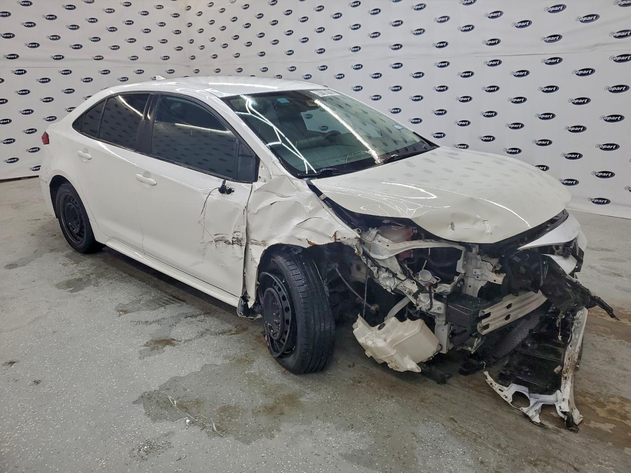 2021 Toyota Corolla Le - Image 4