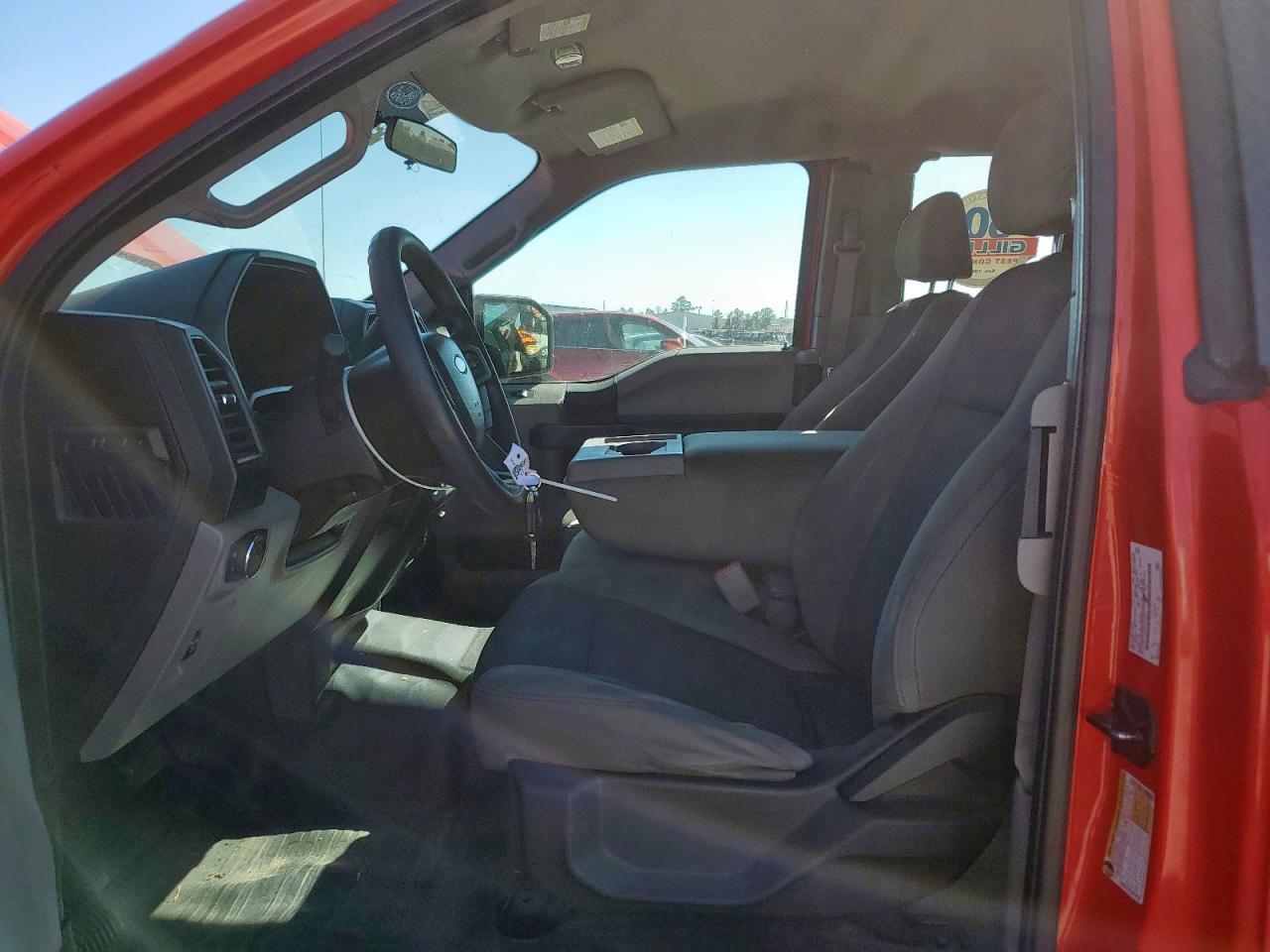 2017 Ford F150 Super Cab - Image 7