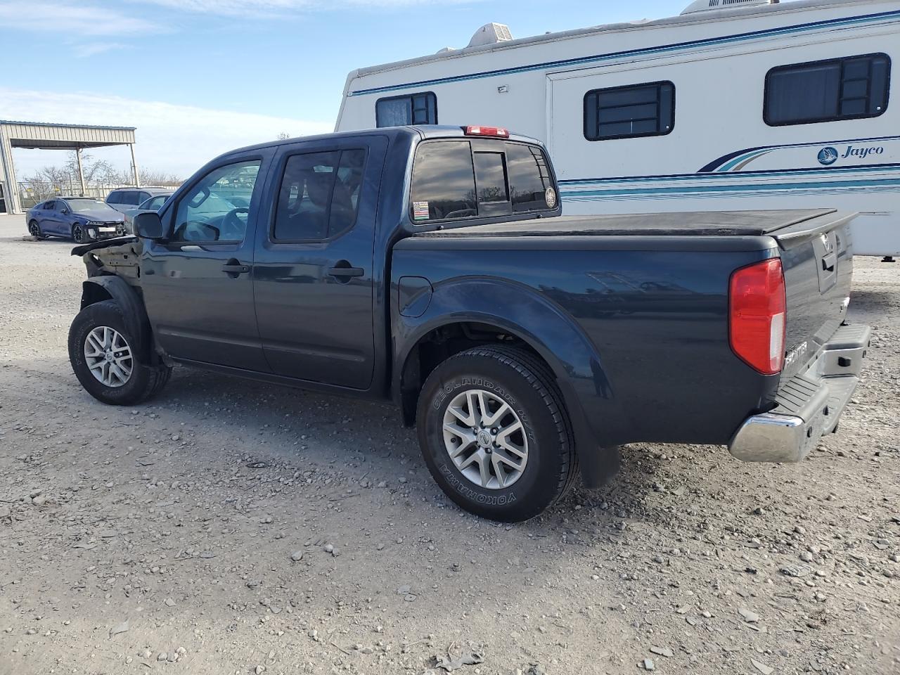 2015 Nissan Frontier S - Фото 2
