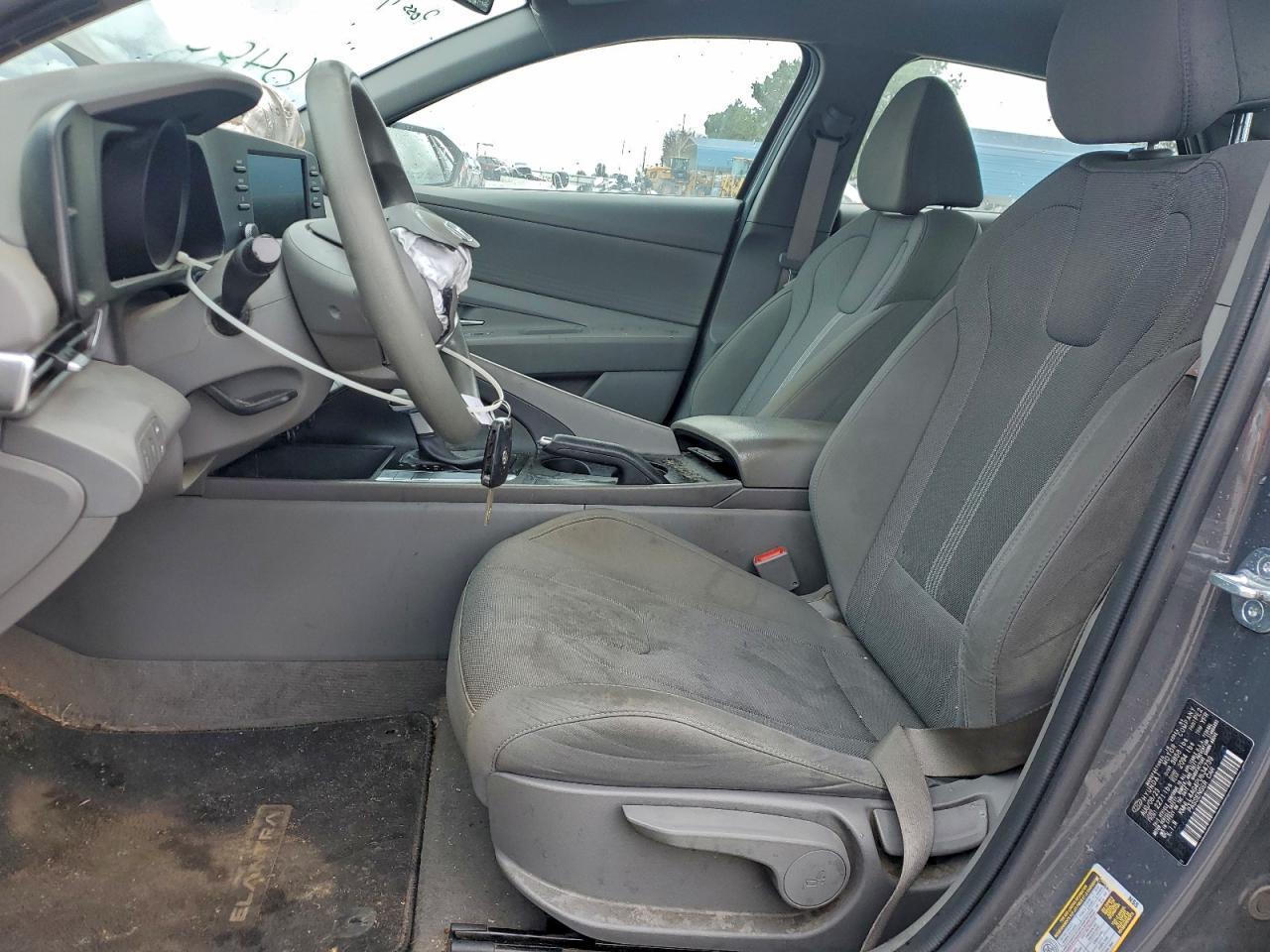 2023 Hyundai Elantra Se - Фото 7