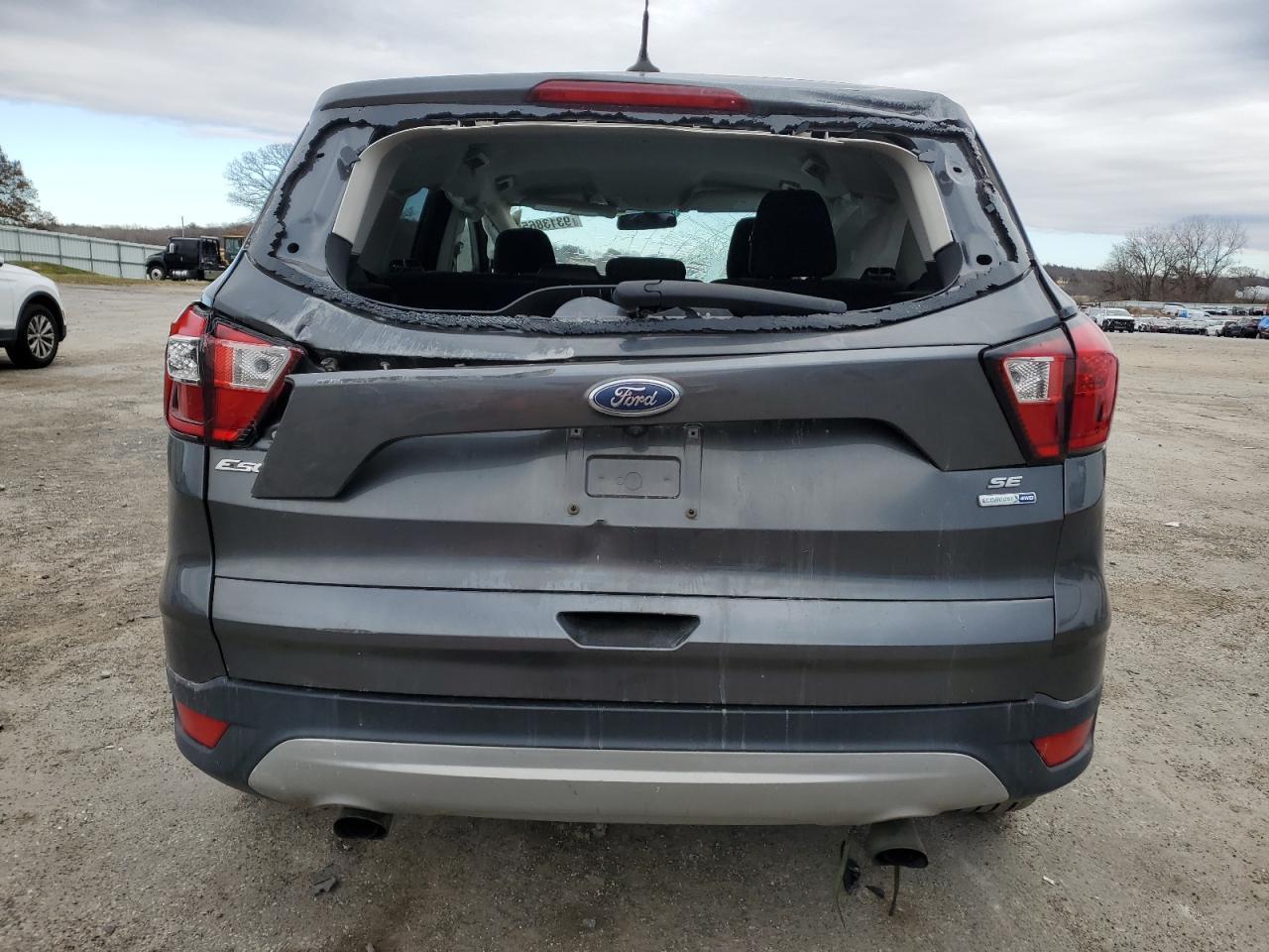 2019 Ford Escape Se - Фото 6