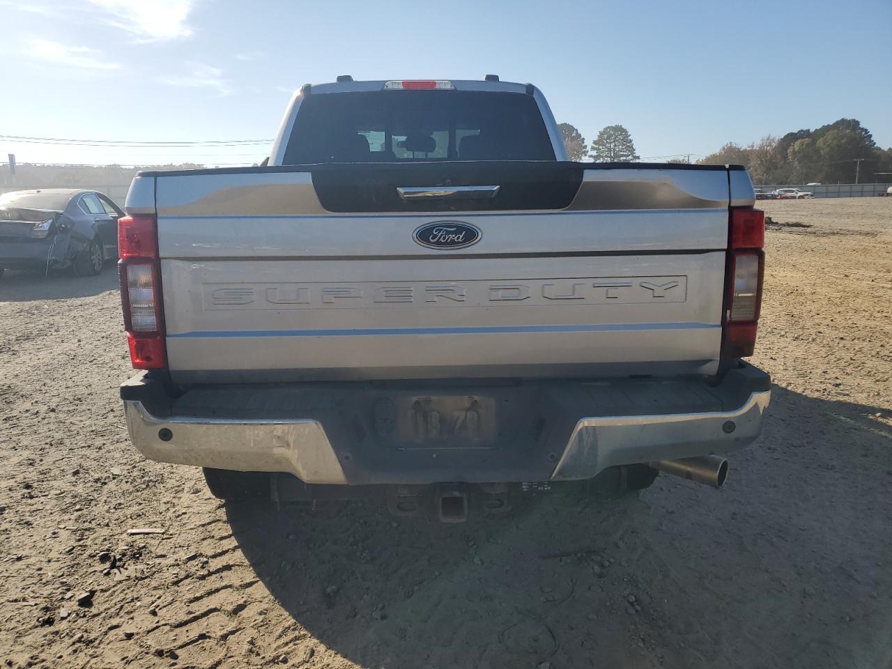 2021 Ford F250 Super Duty - Фото 6
