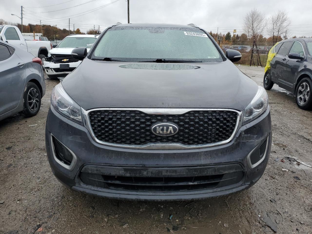 2018 Kia Sorento Lx - Image 5
