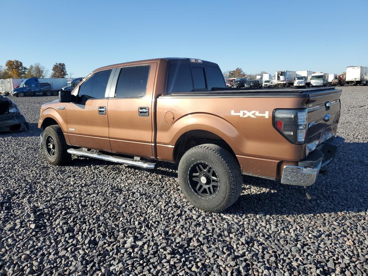 2011 Ford F150 Supercrew - Фото 2