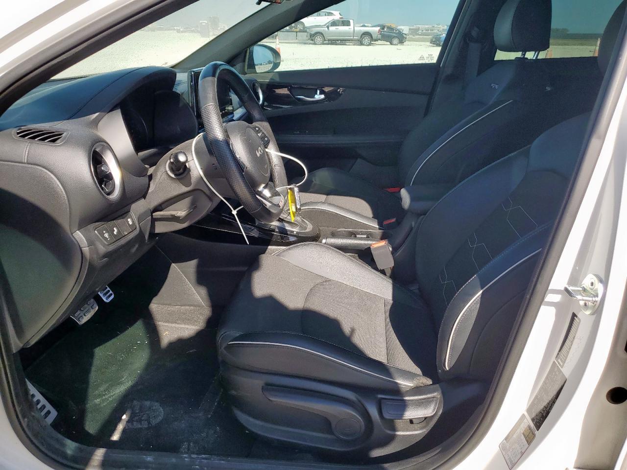 2023 Kia Forte Gt Line - Фото 7