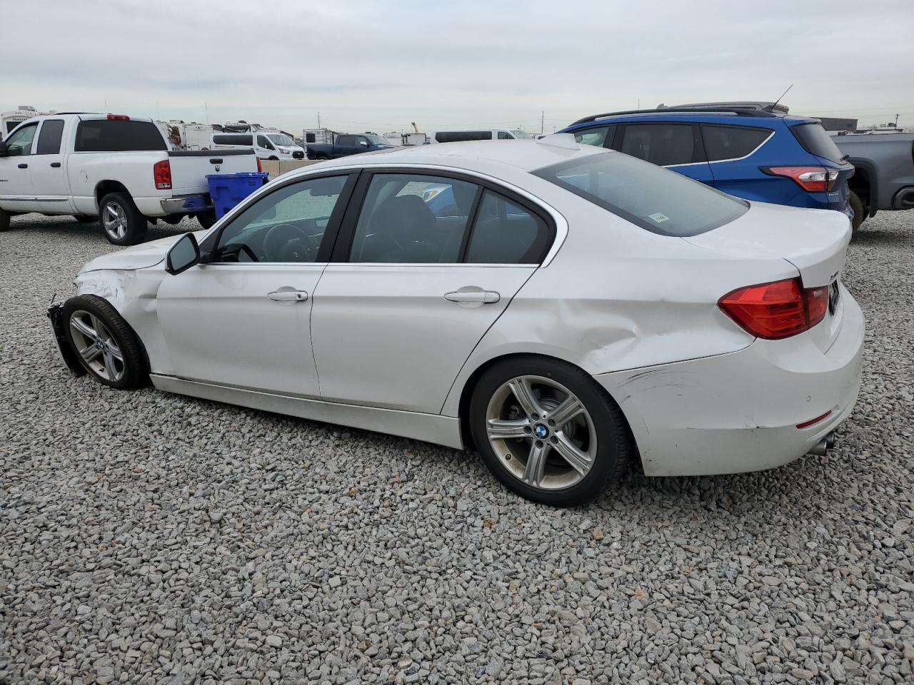 2015 BMW 328 Xi - Фото 2