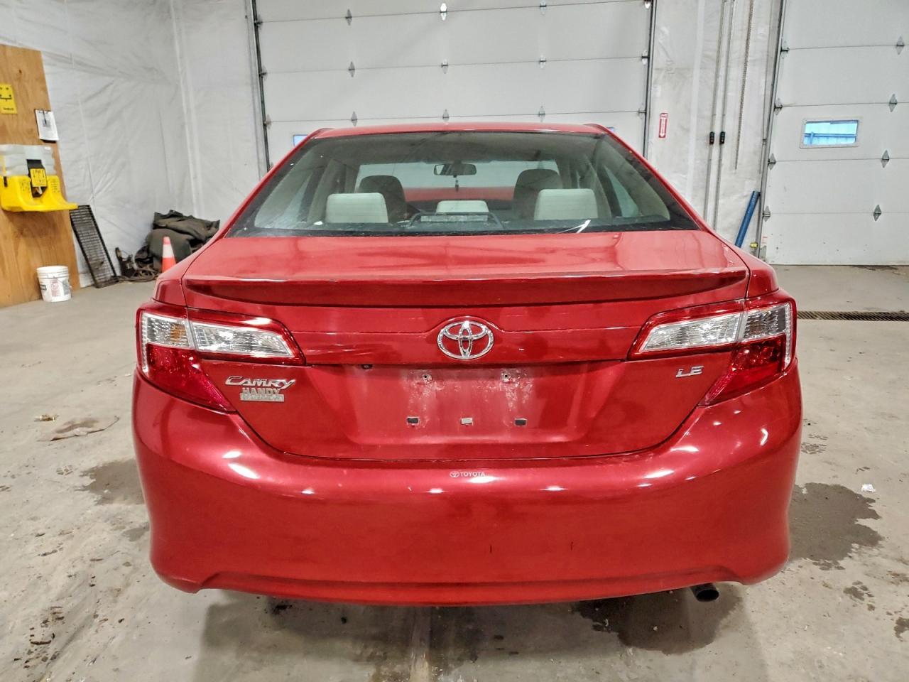 2014 Toyota Camry L - Image 6
