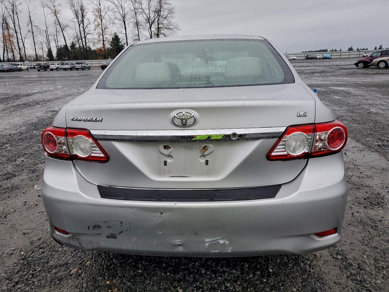 2011 Toyota Corolla Base - Фото 6