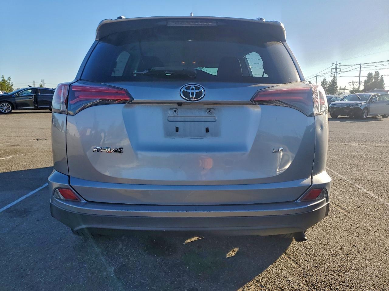 2017 Toyota Rav4 - Фото 6