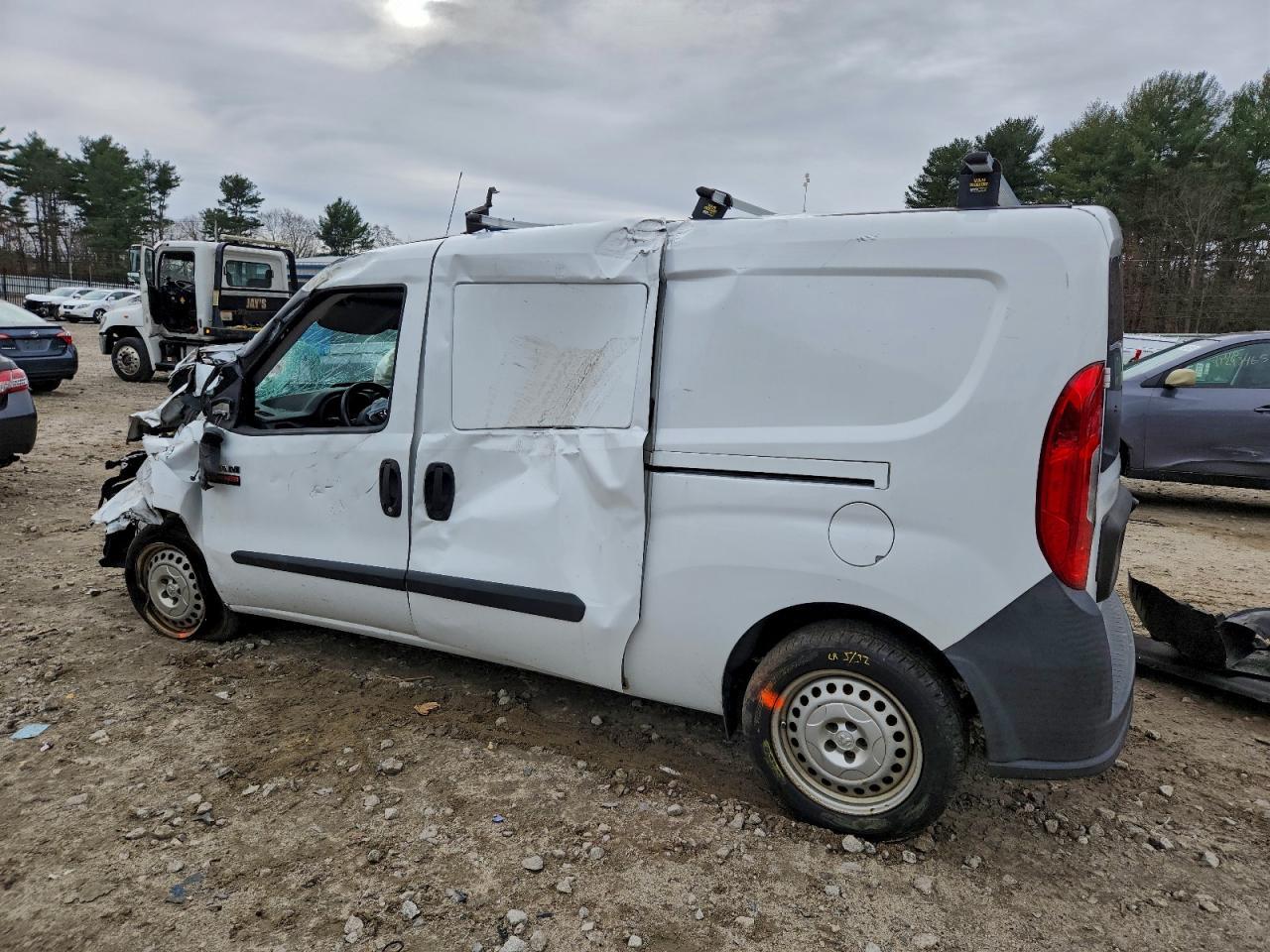 2015 Ram Promaster Delivery Van - Фото 2