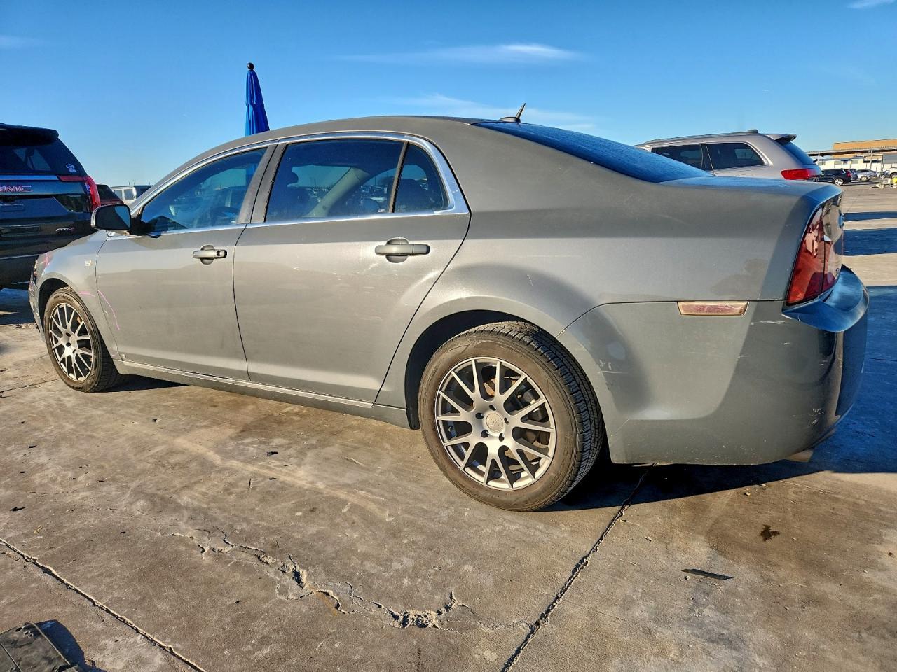 2008 Chevrolet Malibu 1Lt - Image 2