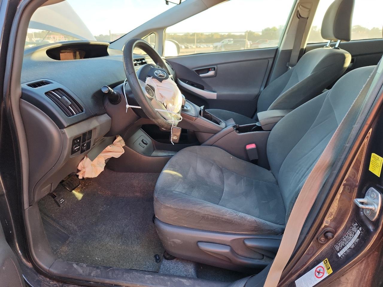 2011 Toyota Prius - Фото 7