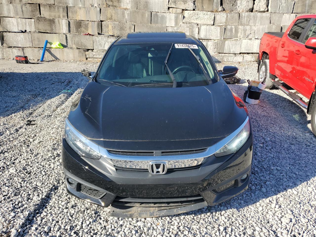 2016 Honda Civic Touring - Image 5