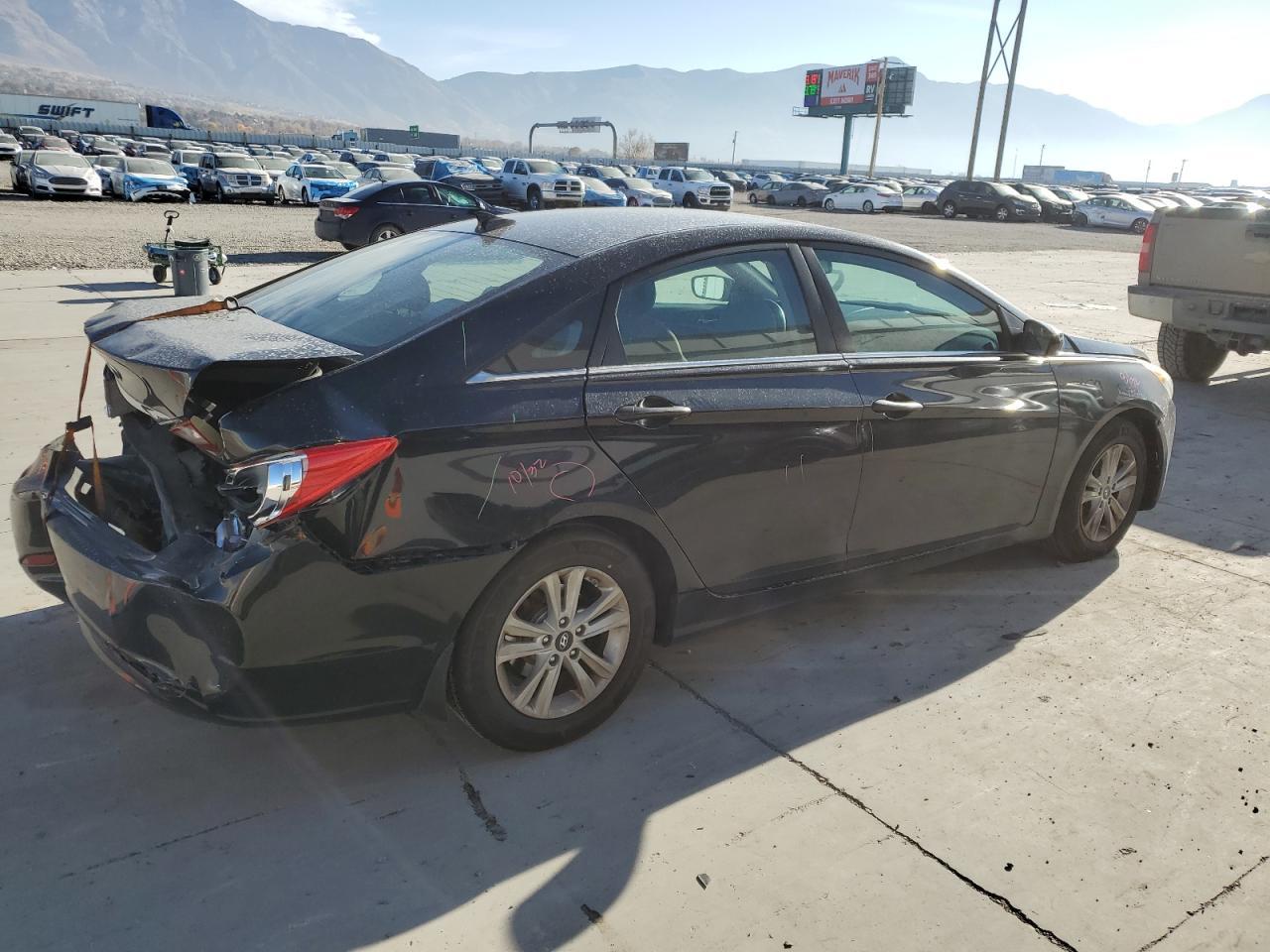 2013 Hyundai Sonata Gls - Image 3